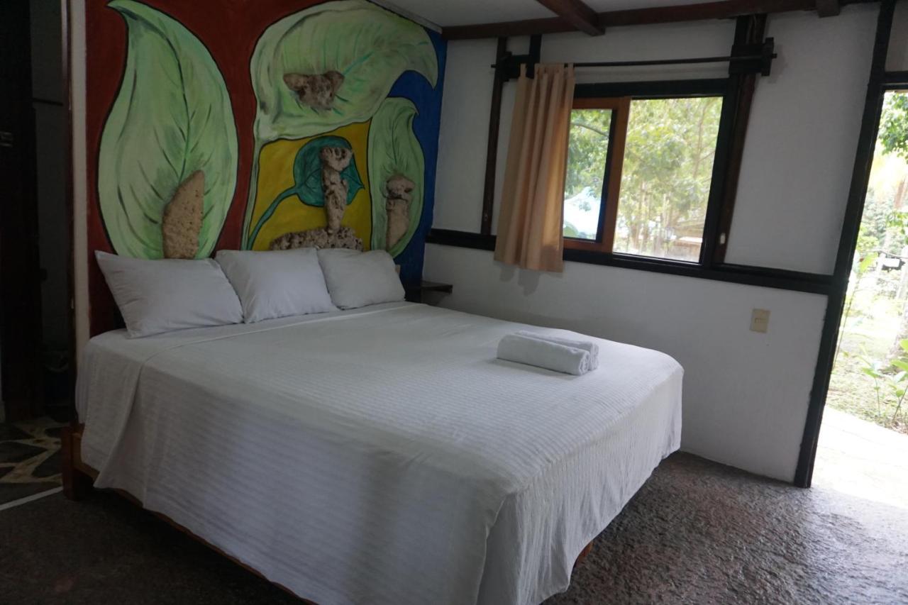 Hotel Cabanas Safari Palenque Exterior foto